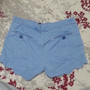 Scaluped Adam Levine shorts